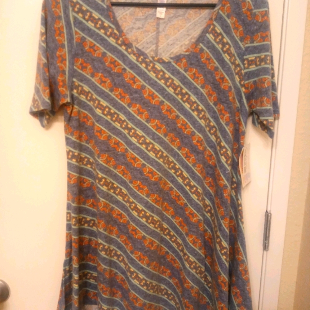 LuLa Roe short sleeved dress